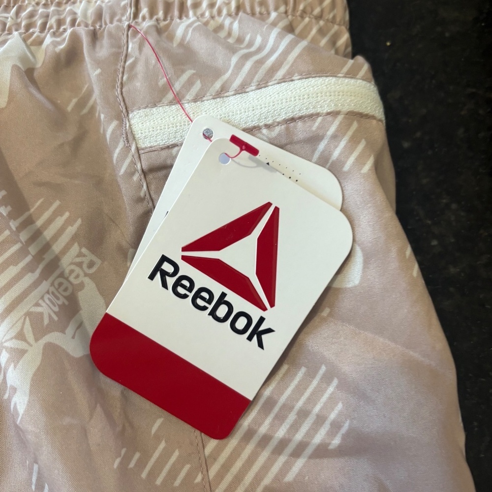 NEW with TAGS - Reebok Women Shorts SZ XL - Picture 6 of 16